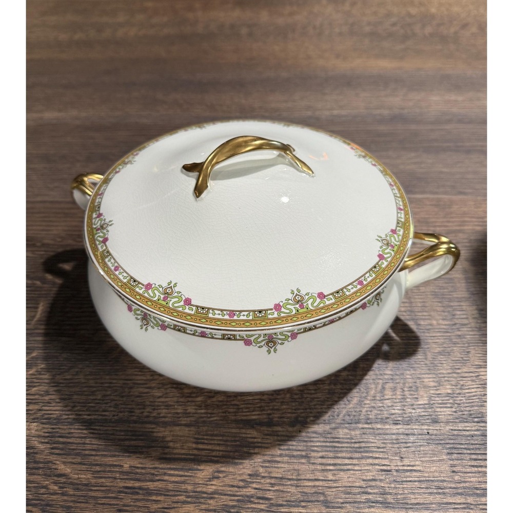 Antique Johnson Bros Covered Dish – 1920s-30s‎ English Tureen with Lid